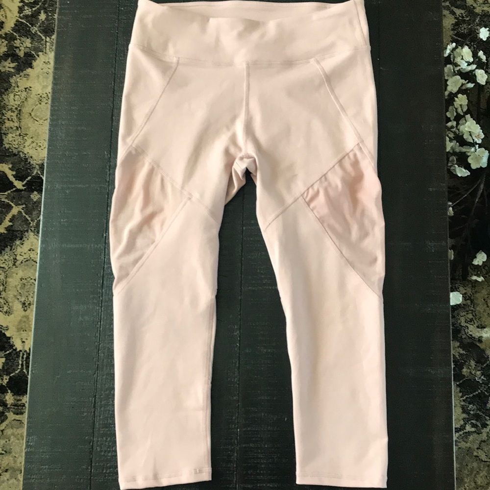 Athletic legging